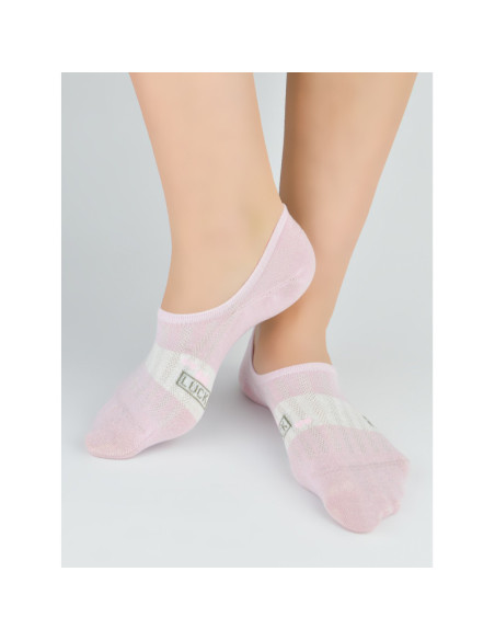 Noviti kojinės iki kauliukų