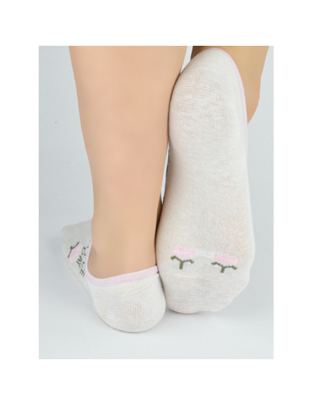 Noviti kojinės iki kauliukų