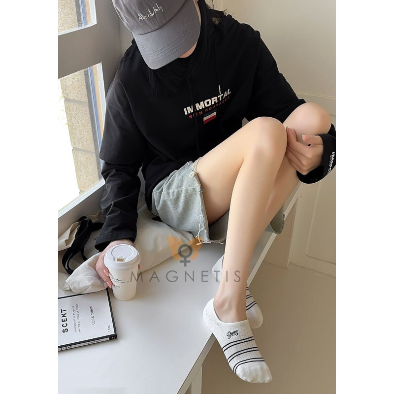 Magnetis kojinės iki kauliukų