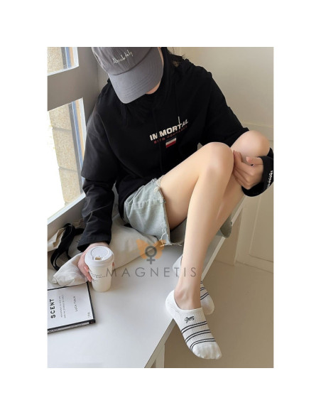 Magnetis kojinės iki kauliukų