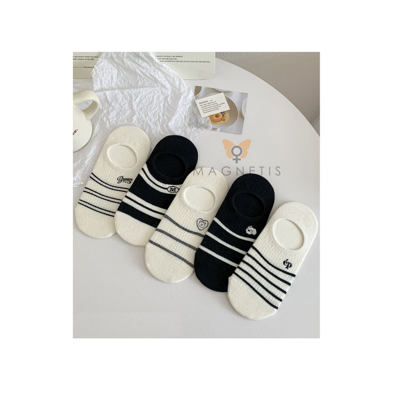 Magnetis kojinės iki kauliukų 2