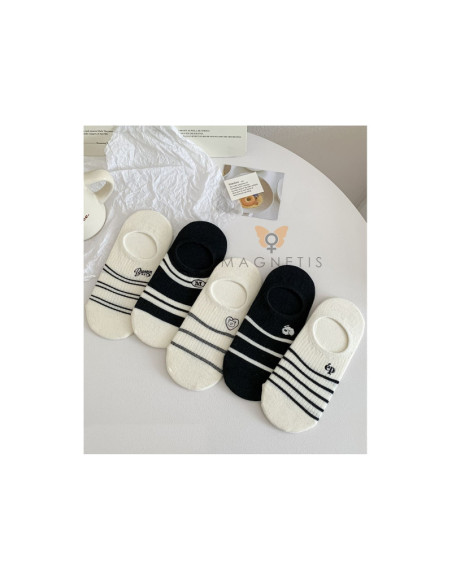 Magnetis kojinės iki kauliukų