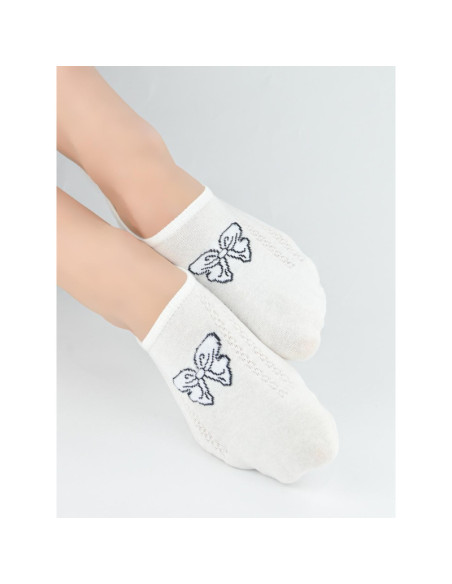 Noviti kojinės iki kauliukų