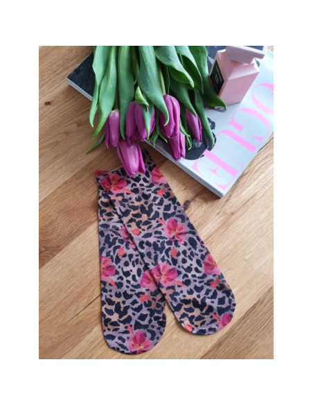 Magnetis moteriškos kojinės su likra