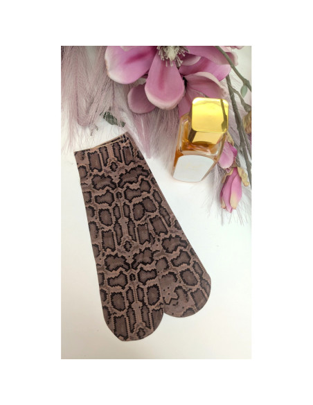 Magnetis moteriškos kojinės su likra