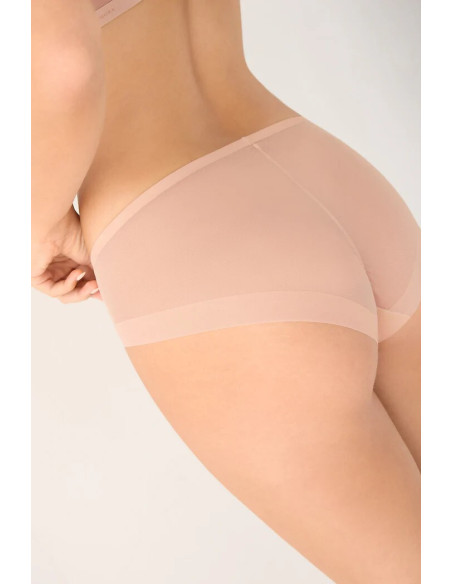 Ysabel Mora kelnaitės