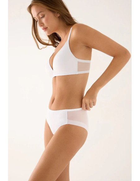 Ysabel Mora kelnaitės