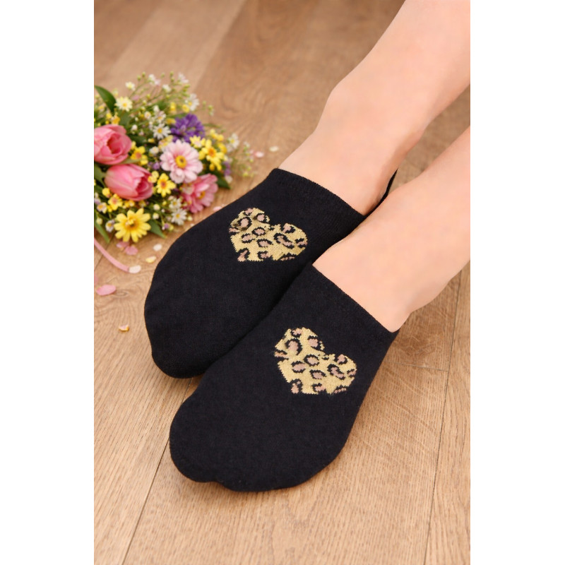 Noviti kojinės iki kauliukų