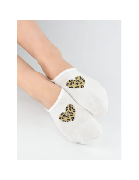 Noviti kojinės iki kauliukų