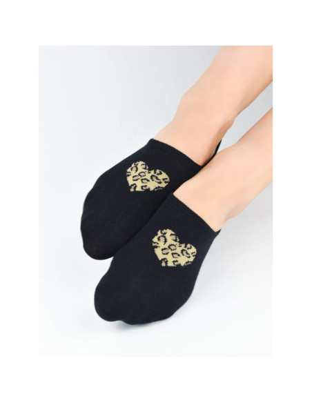 Noviti kojinės iki kauliukų