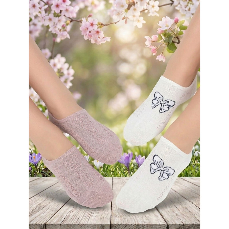 Noviti kojinės iki kauliukų