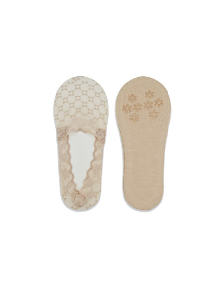 Noviti kojinės iki kauliukų