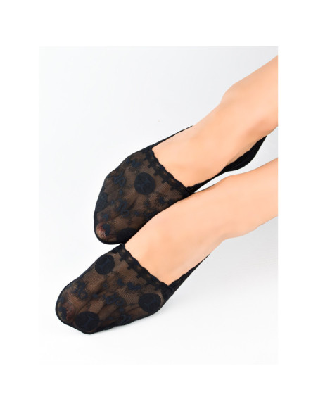 Noviti kojinės iki kauliukų