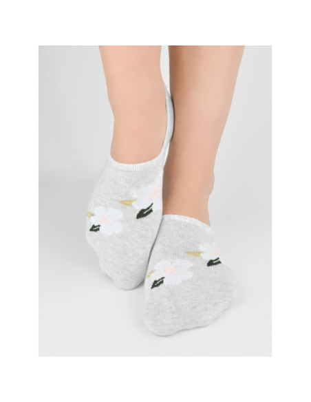 Noviti kojinės iki kauliukų