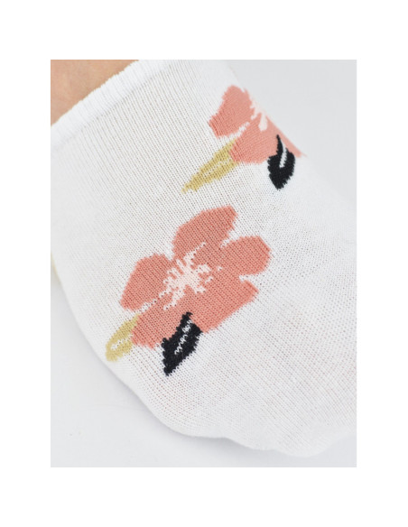 Noviti kojinės iki kauliukų