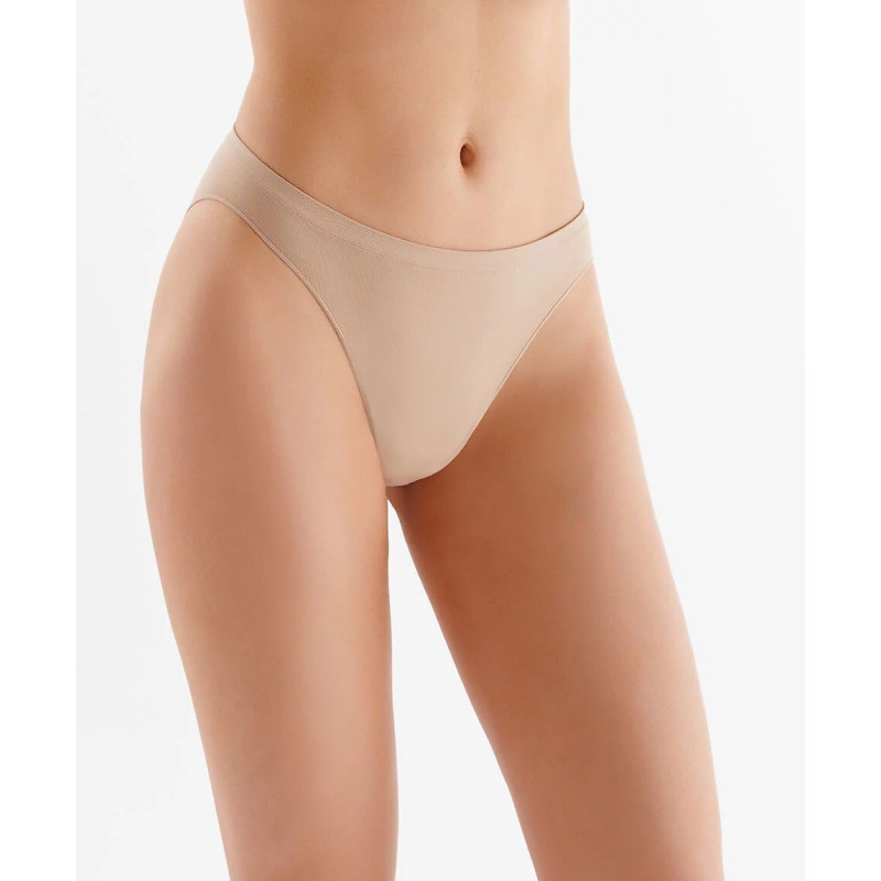 Gabriella besiūlės kelnaitės