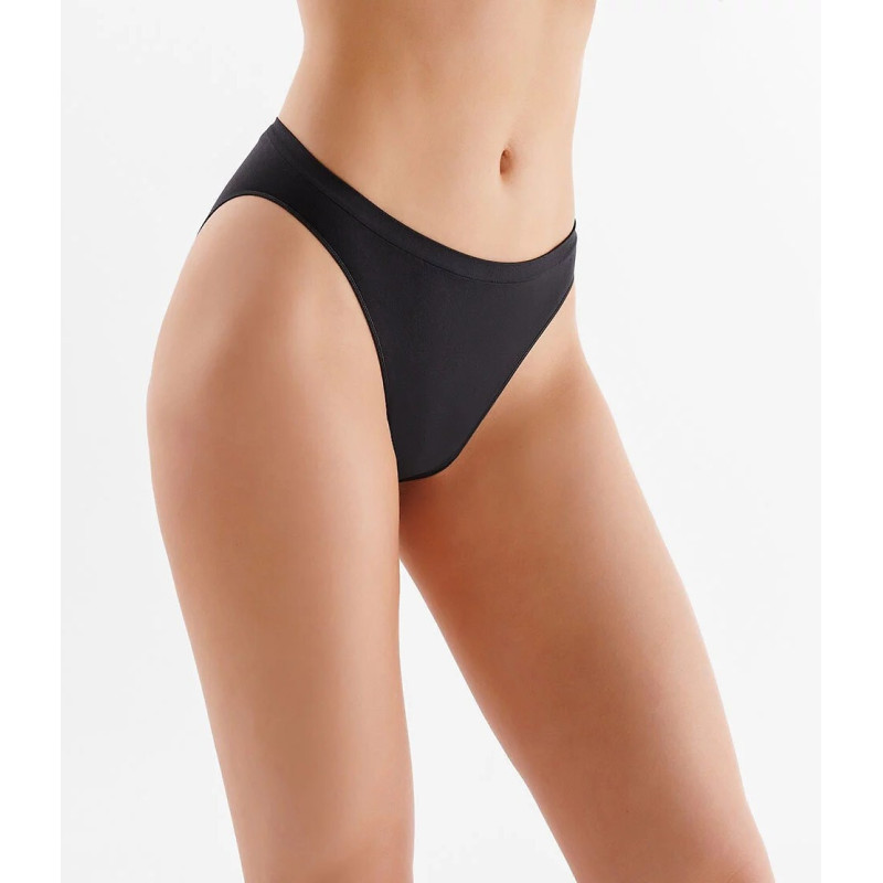 Gabriella besiūlės kelnaitės 2