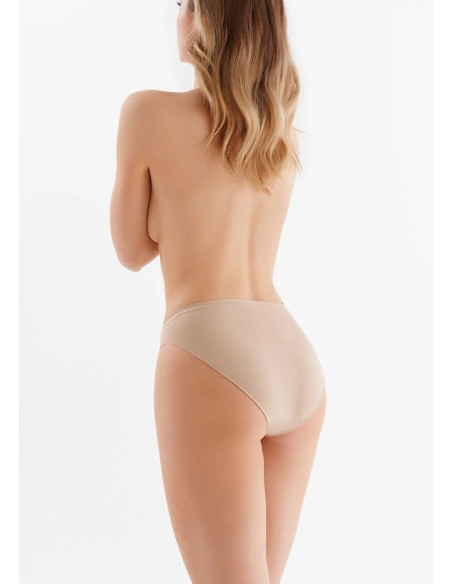 Gabriella besiūlės kelnaitės