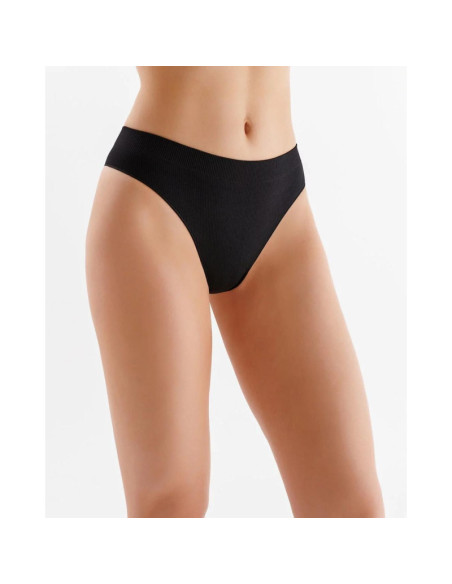 Gabriella besiūlės kelnaitės