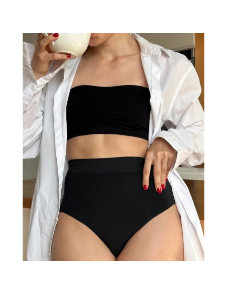 Gabriella besiūlės kelnaitės