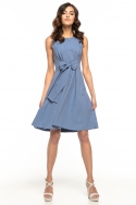 Elegantiška mėlyna suknelė