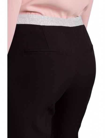K035 Trousers with elasticized waistband - black