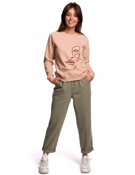B167 Pullover top with a print in the front - beige