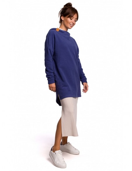 B176 Textured knit pullover top with rounded hem - indigo