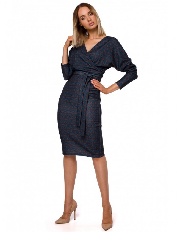 M524 Printed knit dress with wrap top and a tie belt - model 3