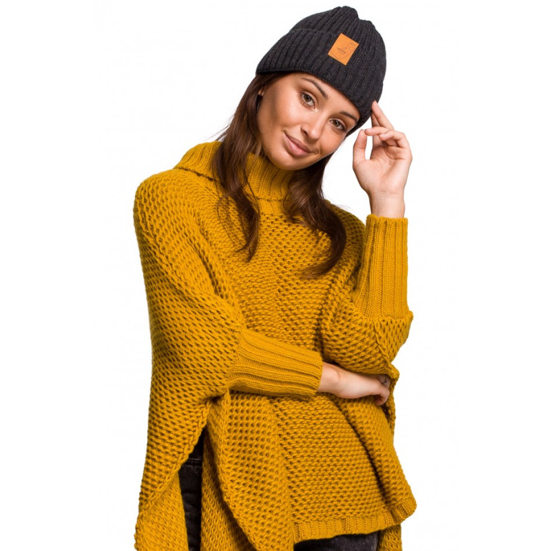 BK059 Ribbed knit beanie with a faux leather badge - graphite 2