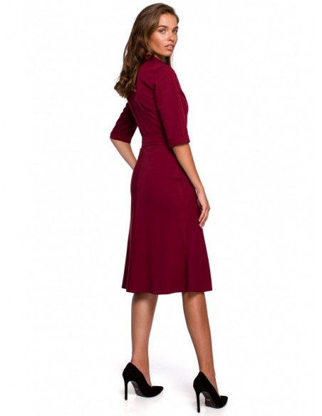 S231 Collar dres with a buckle belt - maroon