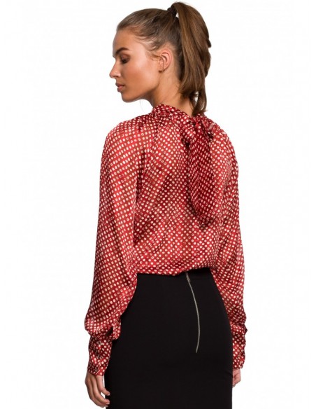 S235 Chiiffon blouse with a tie detail in the back - model 2