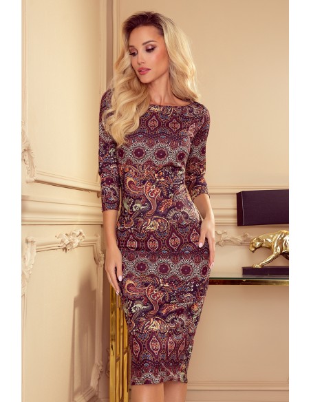  353-1 Fitted dress with a slit on the side - brown boho 