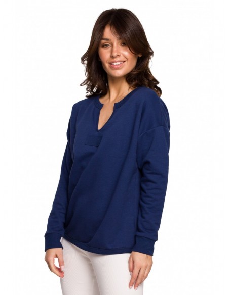 B225 Pullover top with V-neck - deep blue