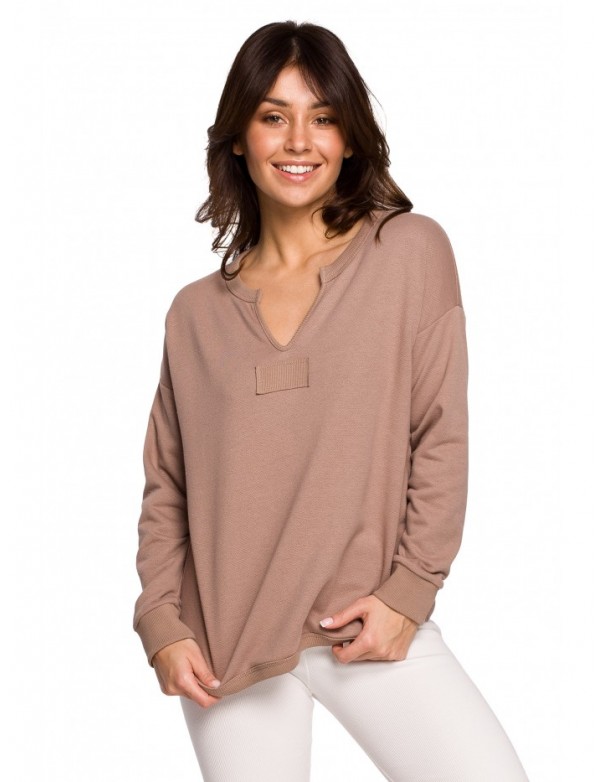 B225 Pullover top with V-neck - cappuccino