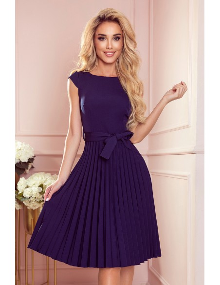  311-12 LILA Pleated dress with short sleeves - dark blue 