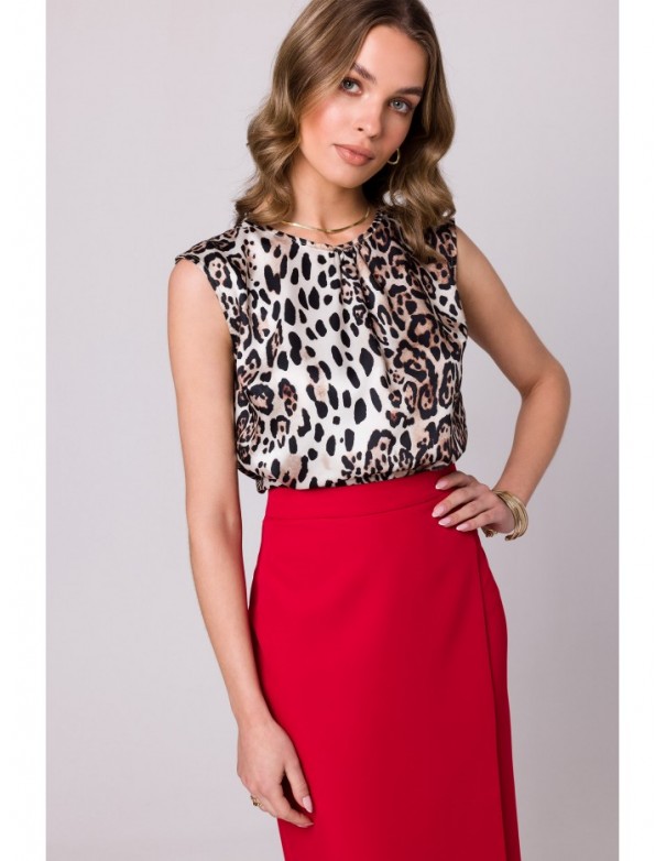 S332 Sleeveless blouse - model 2