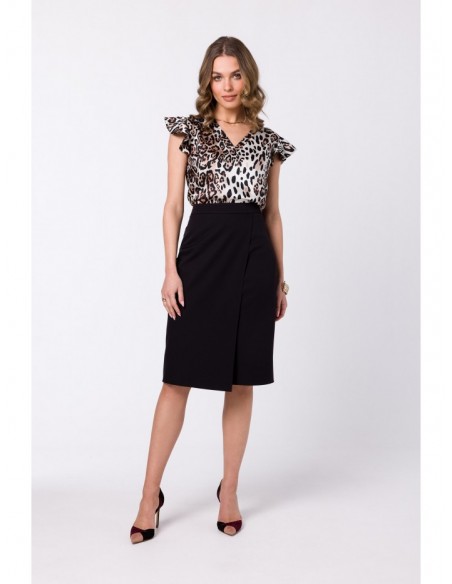 S343 A line skirt with a wrap detail - black