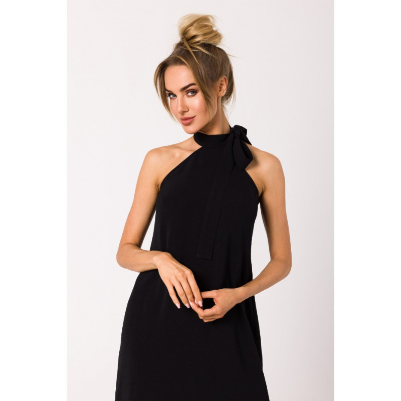 M736 Halter neck dress with a tie detail - black 2