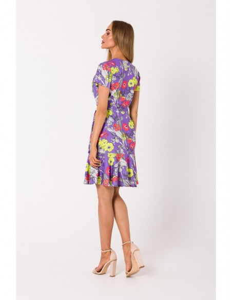 M738 Print wrap dress with a tie detail - model 2