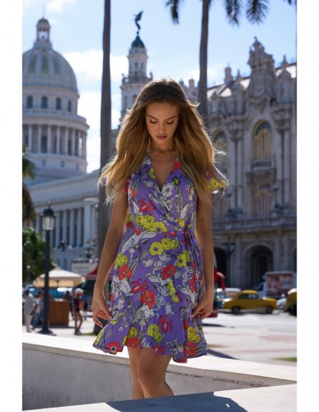 M738 Print wrap dress with a tie detail - model 2