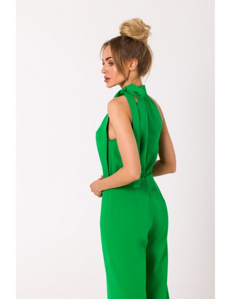 M746 Halter neck jumpsuit with a tie detail - green