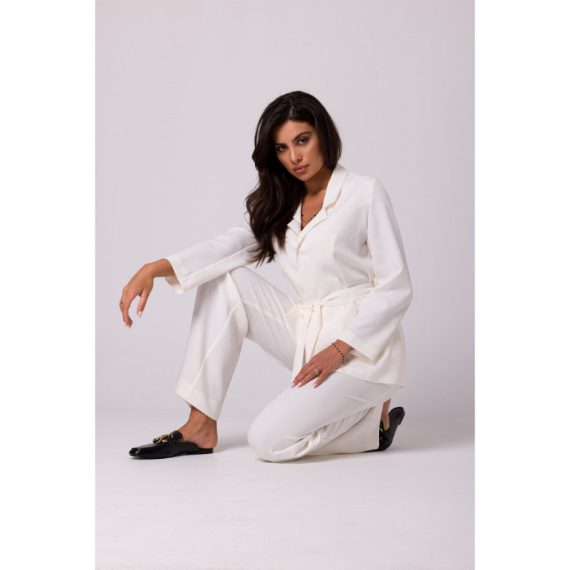 B253 Open front blazer with a tie belt - cream 2