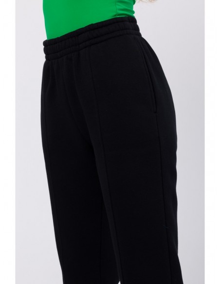 M760 Jogger trousers with front stitching - black