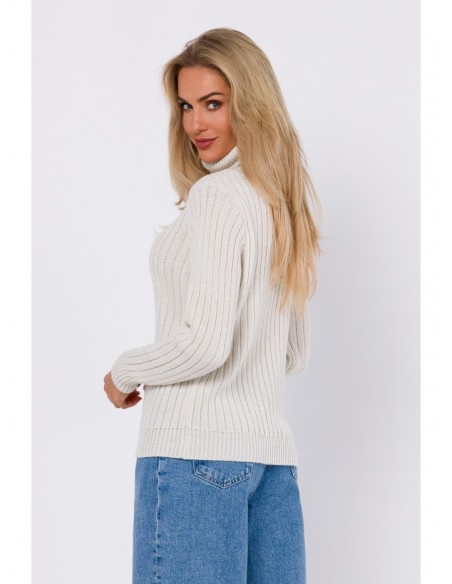 M771 Ribbed sweater with a high collar - ivory