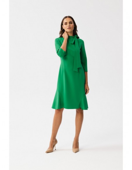 S346 Dress with a tie neck - green