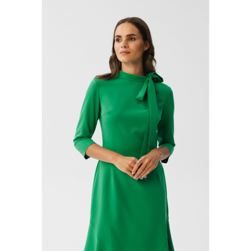 S346 Dress with a tie neck - green 2