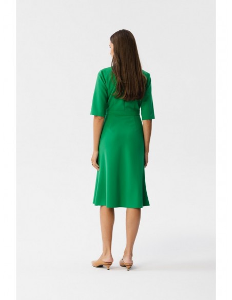 S348 Sheath dress with wrap front and a collar - green