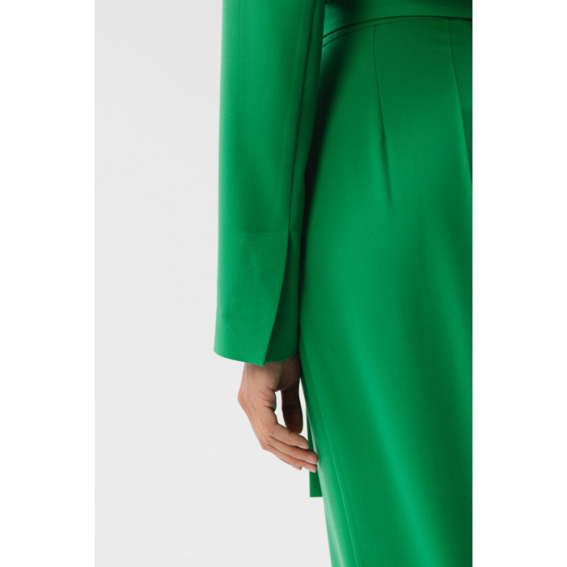 S352 Jumpsuit with a tie detail - green 2