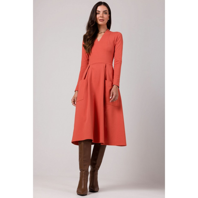 B266 Flared dress with patch pockets - brick red 2